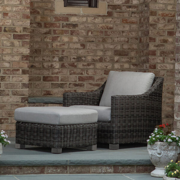 Avallon Club Chair